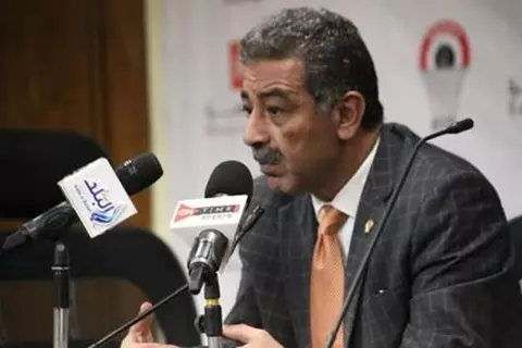 وفاة مجدي أبو فريخة رئيس اتحاد السلة السابق